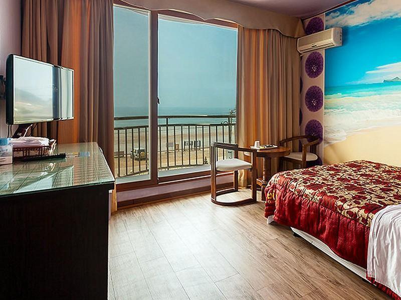 Ocean Beach Hotel Таеан Екстериор снимка